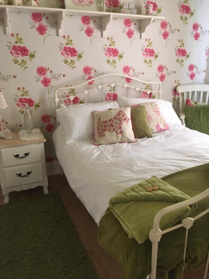 Ballyginniff Farm House Crumlin  エクステリア 写真